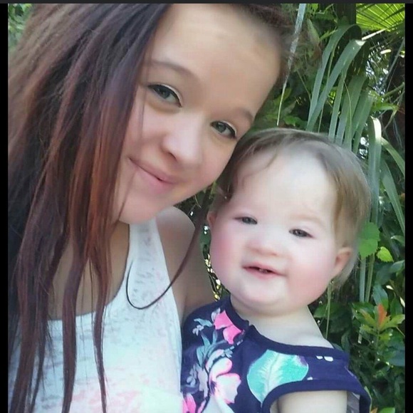 Meet your Posher, Bethany - Picture 1 of 1